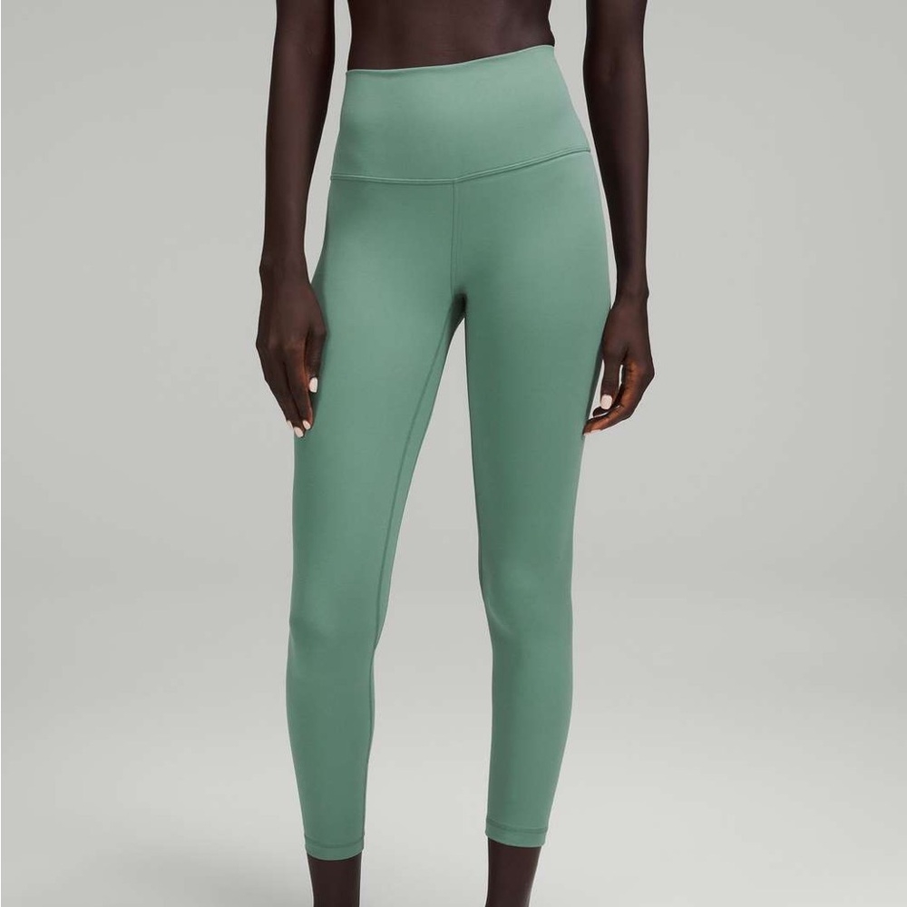 Lululemon Align Leggings 25” in teal blue/green